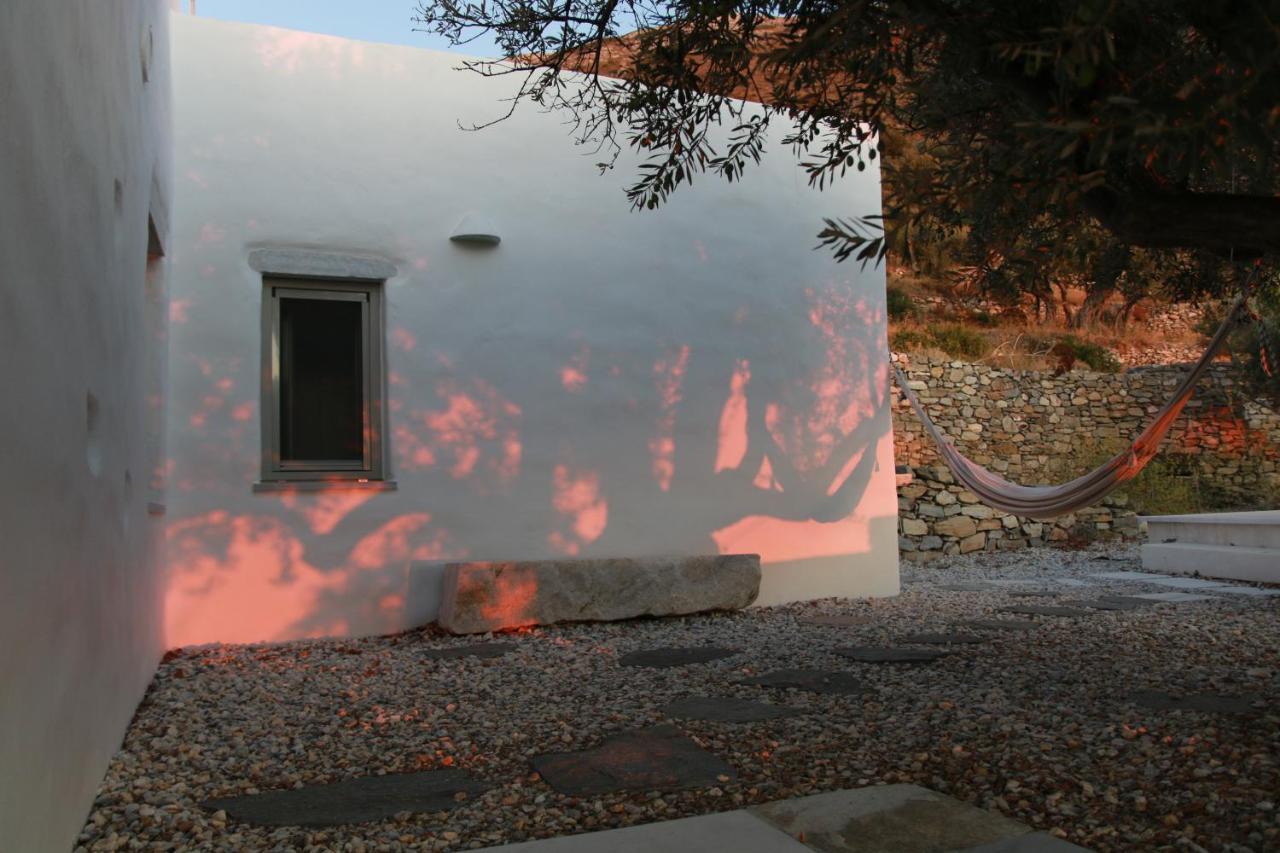 Paros * Paro