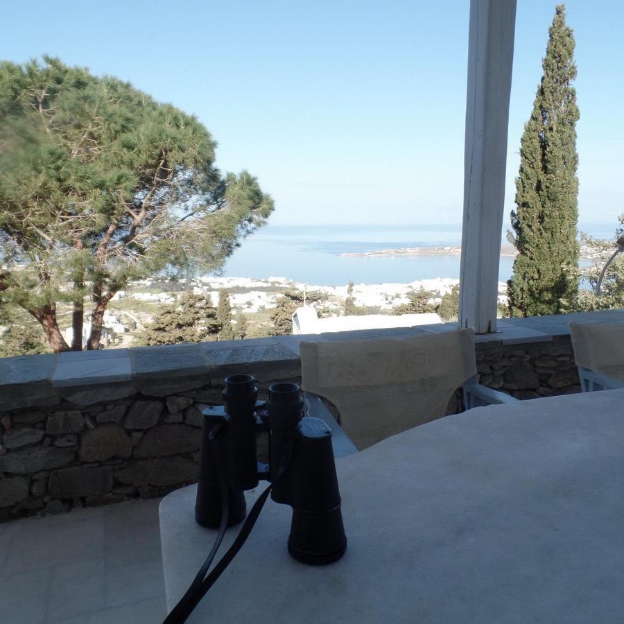 Paros